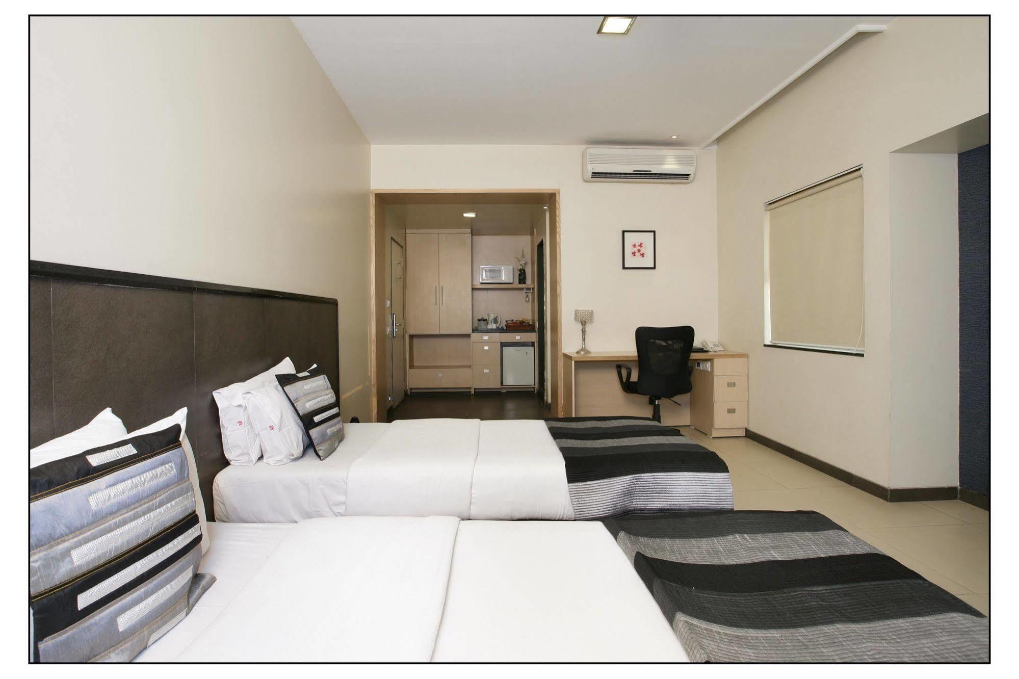 פונה The Sirona Hotel מראה חיצוני תמונה